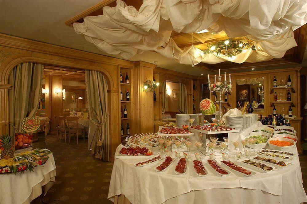 Hotel Grifone Arabba Esterno foto